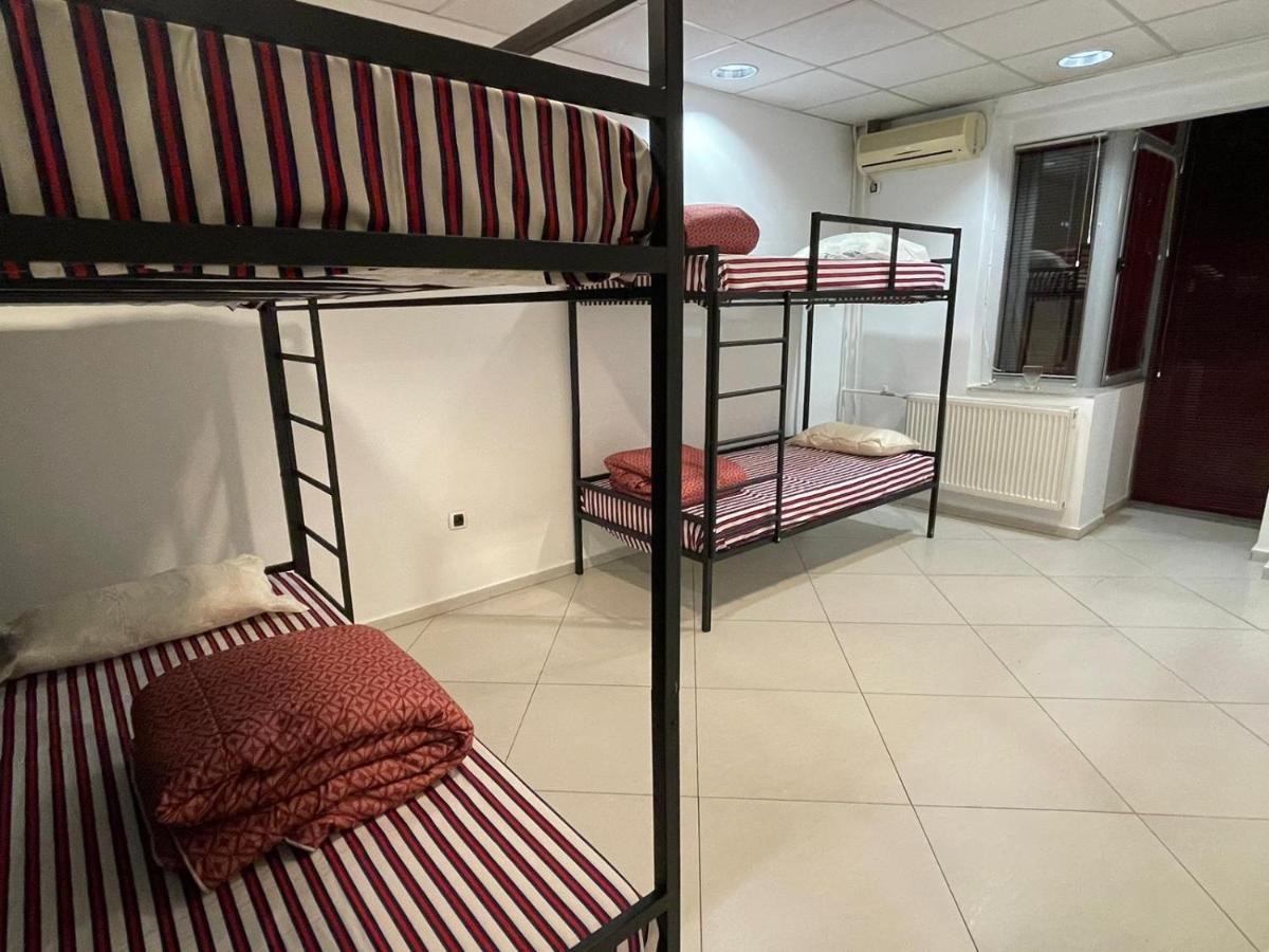 Hostel Matteo Πρίστινα Εξωτερικό φωτογραφία