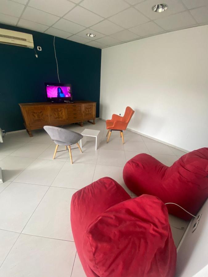 Hostel Matteo Πρίστινα Εξωτερικό φωτογραφία